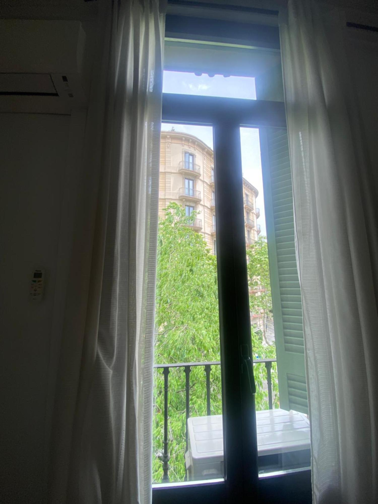 555 Apartments Bcn Барселона Экстерьер фото